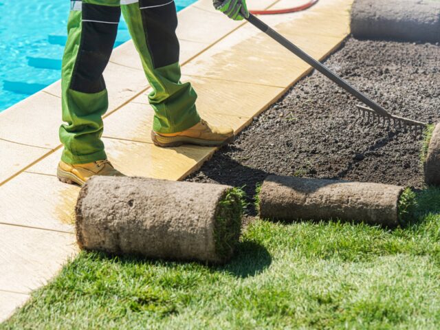 Tips Memilih Kontraktor Kolam Renang Profesional untuk Hunian Anda